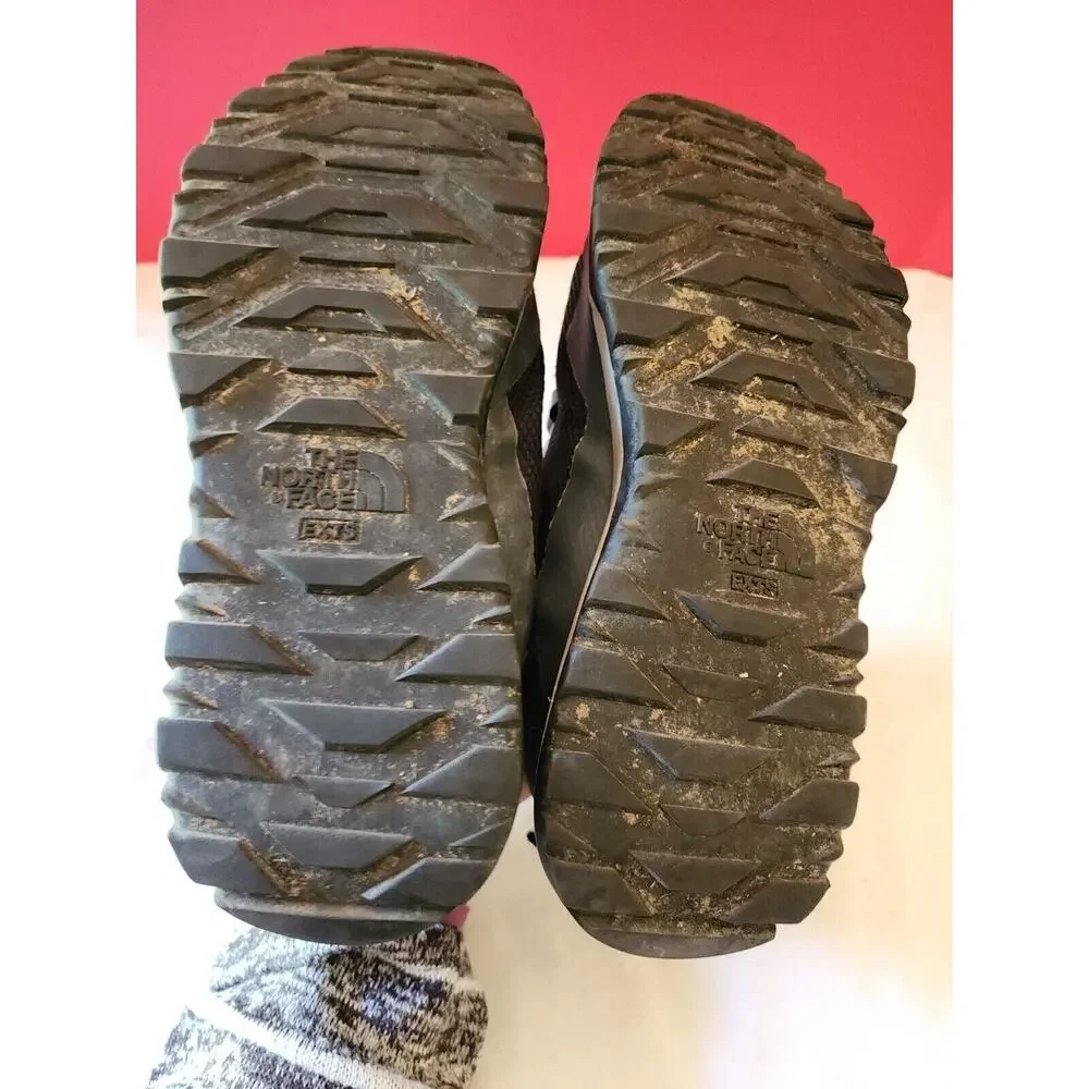 North Face Men's 9.5 Black And Gray Shoes trail